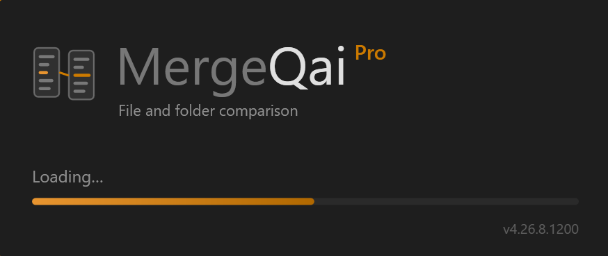 Screenshot 01: Splash screen with the words “MergeQaiPro”, the subtitle “File and folder comparison” and the line “Loading…”